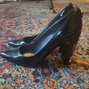 Stuart Weitzman black leather heels size 7M